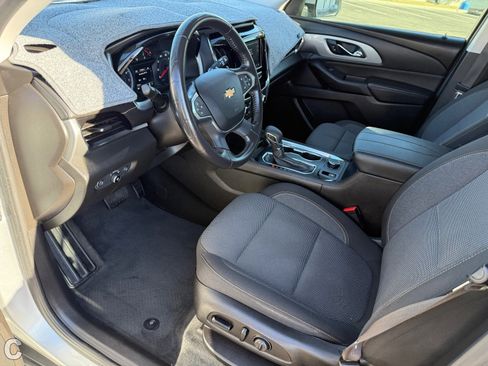 Certified 2021 Chevrolet Traverse LT image 19