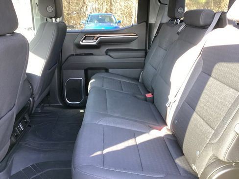 Used 2023 Chevrolet Silverado 1500 LT image 5