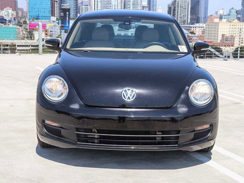 Used 2016 Volkswagen Beetle 1.8T SE image 2