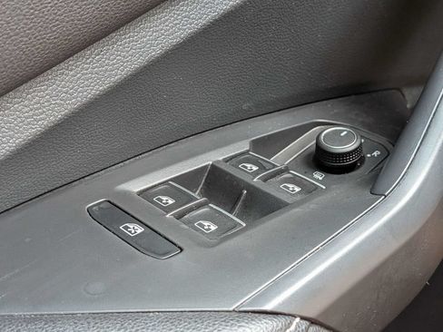 Used 2023 Volkswagen Jetta S FWD image 28