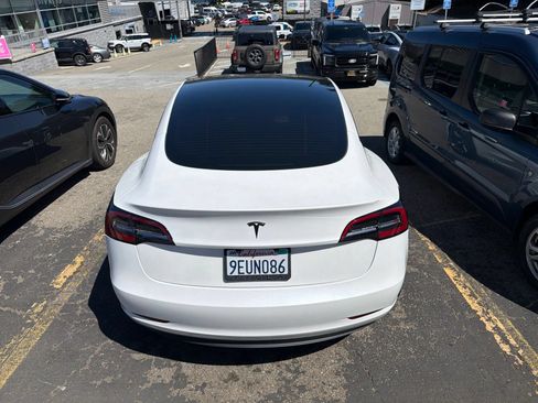 Used 2023 Tesla Model 3 Standard Range RWD image 6