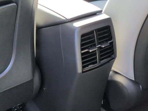 New 2026 Kia Niro EX FWD image 22