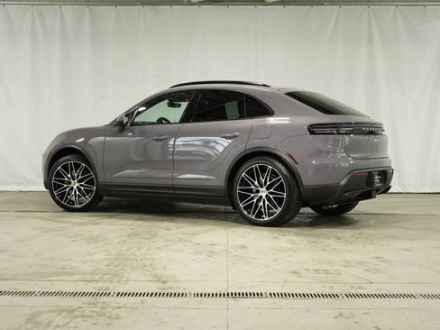 New 2025 Porsche Macan Electric image 3