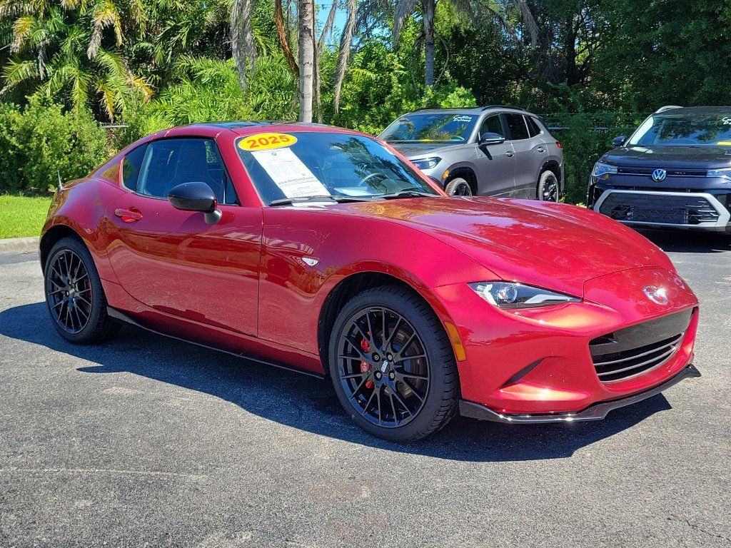 Used 2025 MAZDA MX-5 Miata RF Club RWD image 2