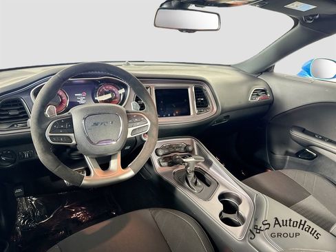 Used 2023 Dodge Challenger SRT Hellcat RWD image 28