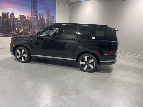 New 2025 Hyundai Santa Fe Limited image 4