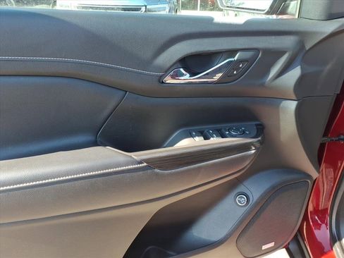 Used 2020 GMC Acadia SLT image 16