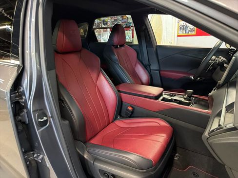Used 2023 Lexus RX 350 F Sport w/ Accessory Package AWD/4WD image 21