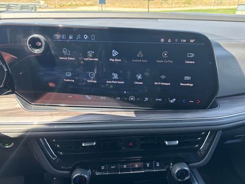 Certified 2025 Chevrolet Suburban Z71 AWD/4WD image 20