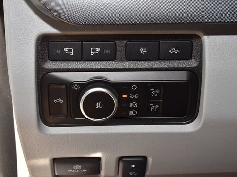 Used 2024 Ford F250 Limited w/ FX4 Off-Road Package AWD/4WD image 33