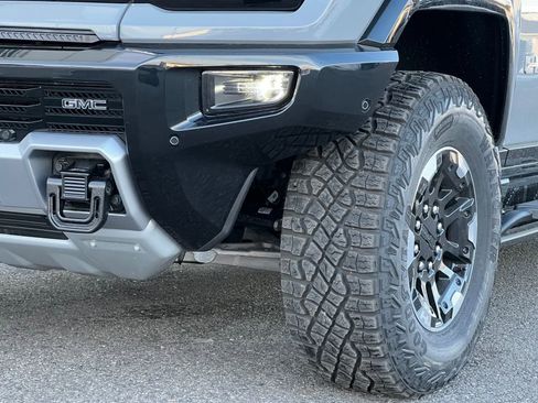 New 2025 GMC Hummer EV 3X w/ Extreme Off-Road Package image 60