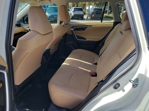 Used 2025 Toyota RAV4 LE image 10