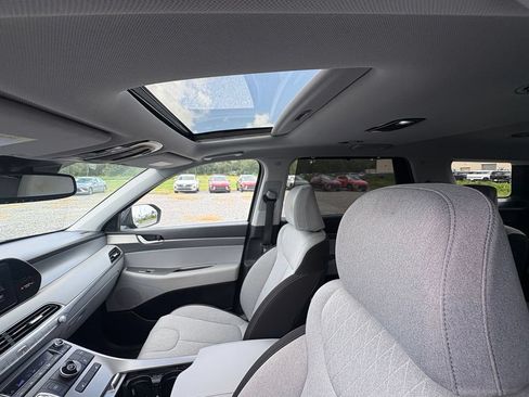Used 2020 Hyundai Palisade SEL w/ Convenience Package FWD image 23