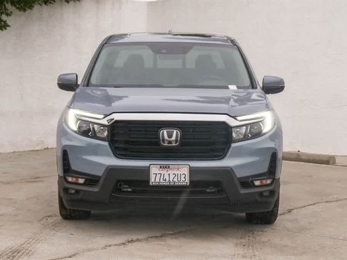Used 2023 Honda Ridgeline RTL-E image 2