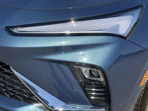 New 2026 Buick Envista Avenir image 15