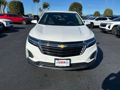 Used 2023 Chevrolet Equinox LT w/ LPO, Floor Liner Package image 2