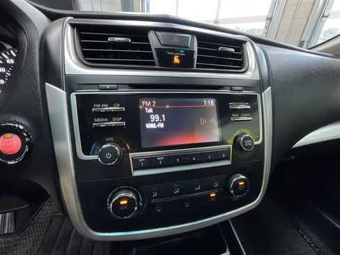 Used 2016 Nissan Altima 2.5 SR FWD image 16