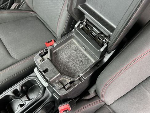 Used 2019 Jeep Wrangler Unlimited Rubicon image 30