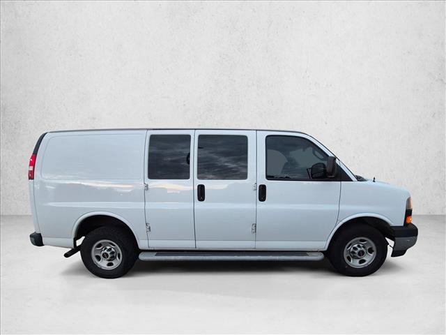 Used 2019 GMC Savana 2500 w/ Driver Convenience Package RWD image 4