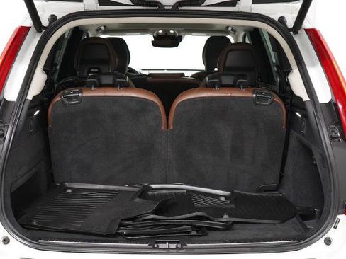 Used 2019 Volvo XC90 T6 Momentum w/ Advanced Package AWD/4WD image 32