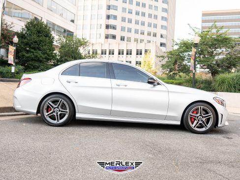Used 2019 Mercedes-Benz C 300 Sedan image 8
