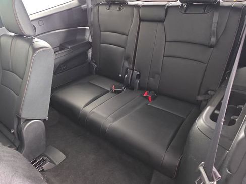 Used 2022 Honda Pilot TrailSport image 36