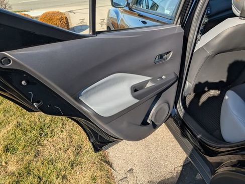 Used 2024 Nissan Kicks SR w/ SR Premium Package image 12