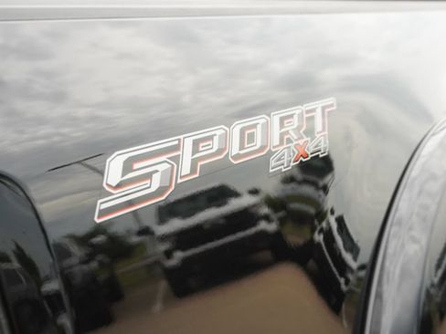 Used 2022 Ford F150 Lariat w/ Equipment Group 502A High AWD/4WD image 12