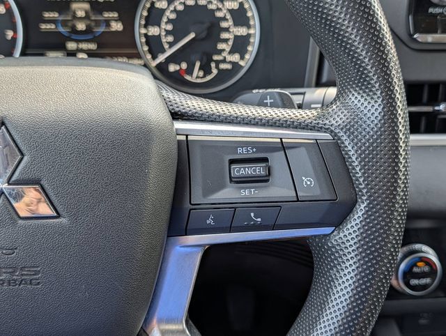 Used 2022 Mitsubishi Outlander ES AWD/4WD image 20