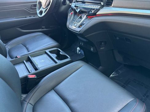 Used 2025 Honda Odyssey Sport-L image 31