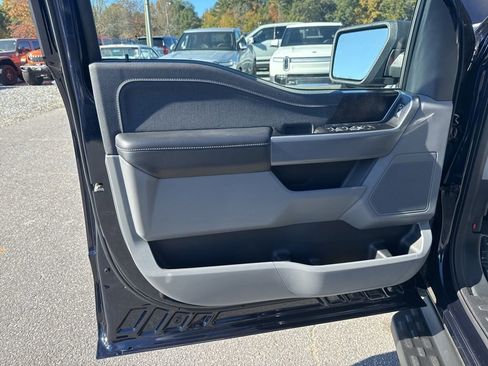 Used 2023 Ford F150 Lightning XLT image 25