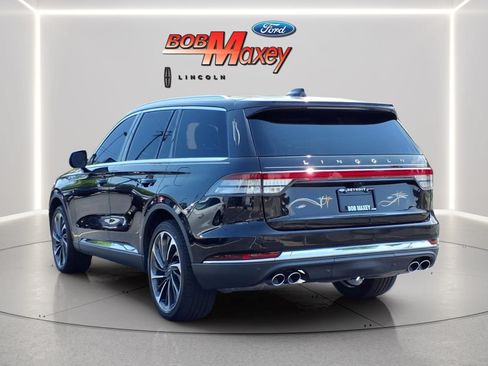 Used 2025 Lincoln Aviator Reserve w/ Equipment Group 201A AWD/4WD image 6