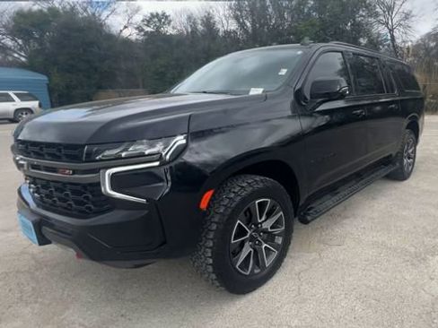 Certified 2021 Chevrolet Suburban Z71 w/ Z71 Off-Road Package image 4