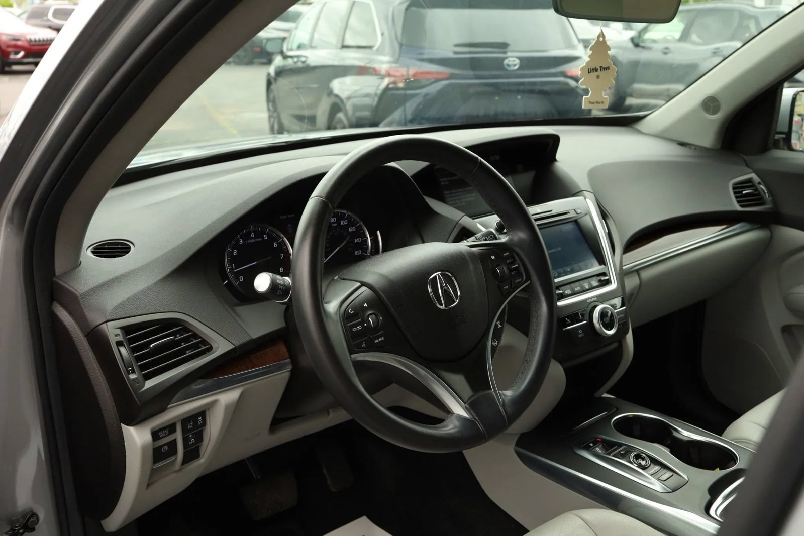 Used 2020 Acura MDX FWD image 21