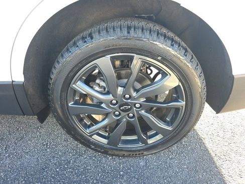 Used 2023 Chevrolet Equinox RS w/ RS Leather Package image 7