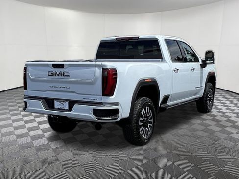 New 2026 GMC Sierra 3500 Denali Ultimate AWD/4WD image 6