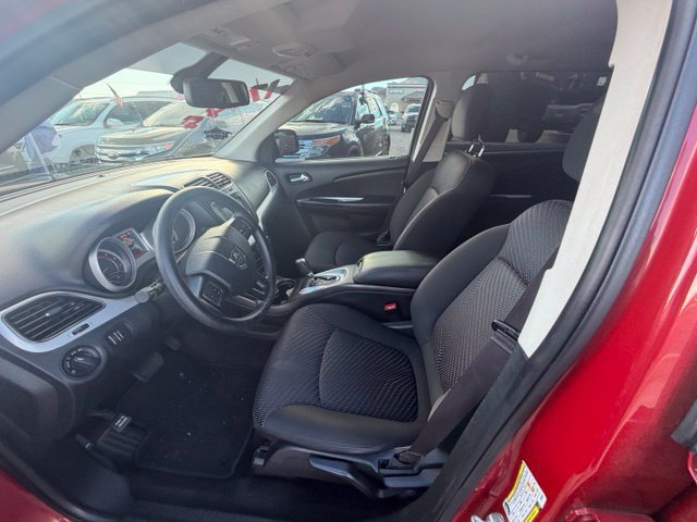 Used 2020 Dodge Journey SE w/ Blacktop Package FWD image 6
