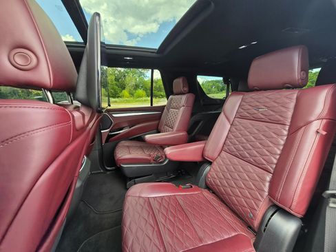 Used 2025 Cadillac Escalade Sport w/ Touring Package AWD/4WD image 20
