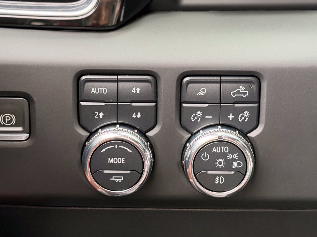 Used 2024 GMC Sierra 2500 Denali Ultimate AWD/4WD image 20