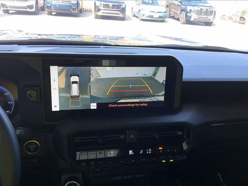 Used 2025 Toyota Land Cruiser w/ Premium Package image 29