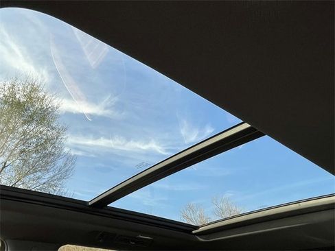 Certified 2023 GMC Yukon Denali Ultimate image 20