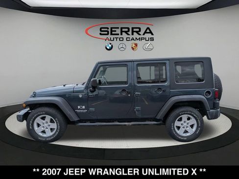 Used 2007 Jeep Wrangler Unlimited X w/ Dual Top Group AWD/4WD image 6