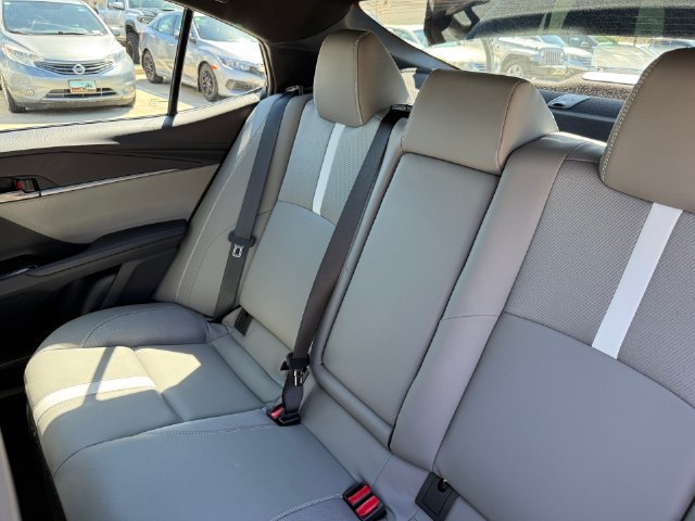 Used 2026 Toyota Camry SE FWD image 28