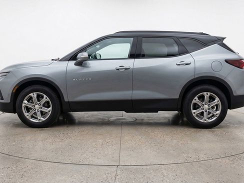 Used 2025 Chevrolet Blazer LT FWD image 5
