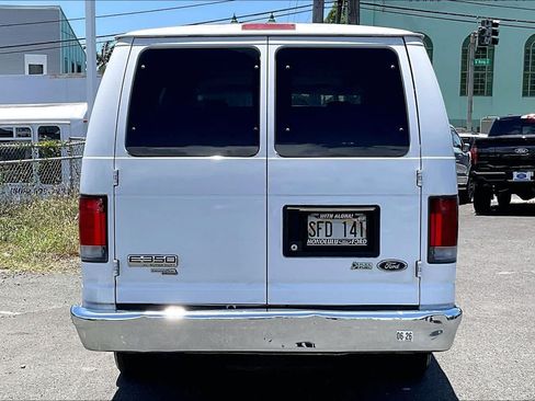 Used 2014 Ford E-350 and Econoline 350 XL w/ Power Windows & Locks Group RWD image 5