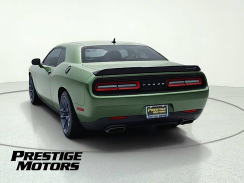 Used 2022 Dodge Challenger R/T Scat Pack RWD image 6