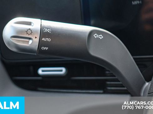 Used 2025 Hyundai Ioniq 5 SEL image 33