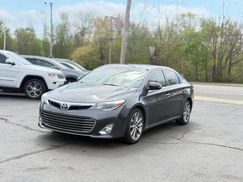 Used 2014 Toyota Avalon XLE Touring FWD image 5