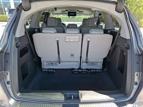 Used 2024 Honda Odyssey Elite image 31
