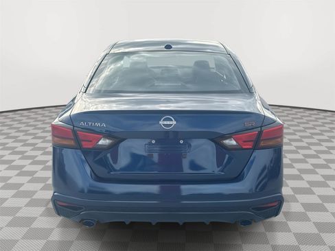 Used 2023 Nissan Altima 2.5 SR FWD image 5